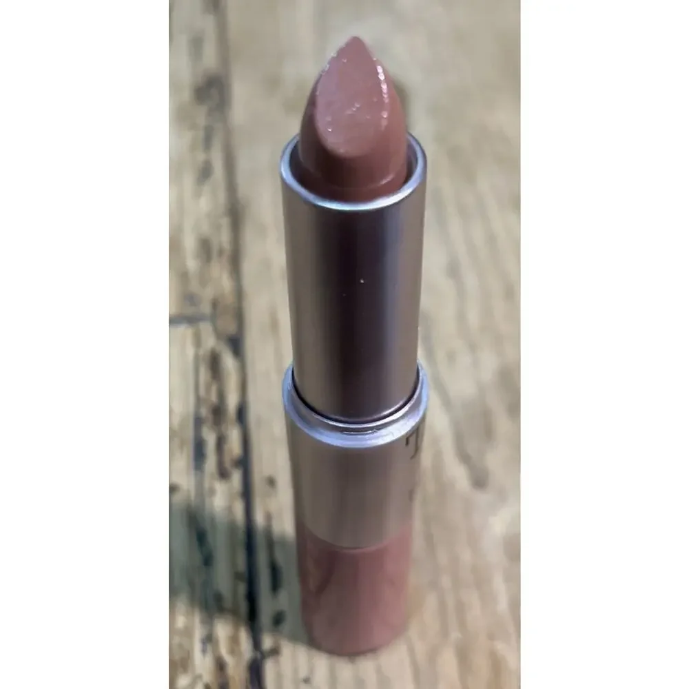 Teayason Lipstick In Lip Gloss 2 In 1 Color #01 NEW